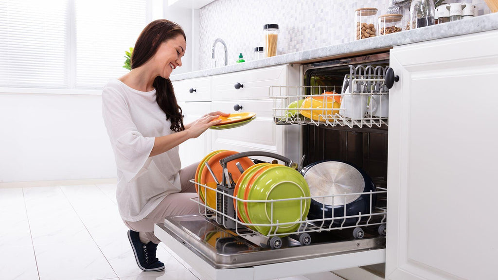 5 Reasons Dishwashers are Better Than Hand Washing Appliance World